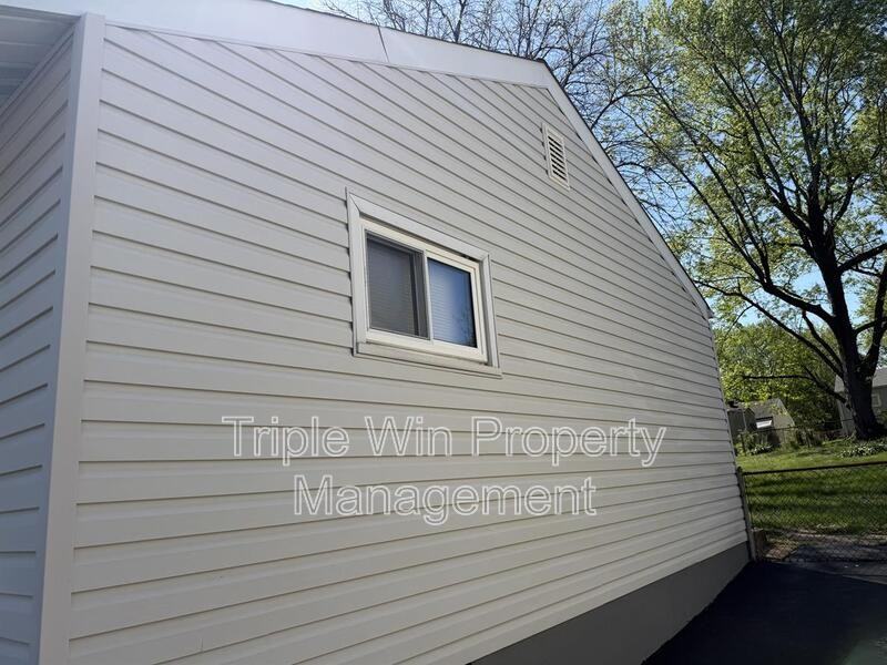 24 Barto Dr - Photo 3 of 25