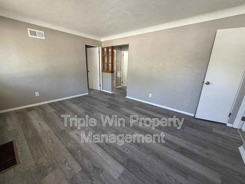 24 Barto Dr - Photo 6 of 25