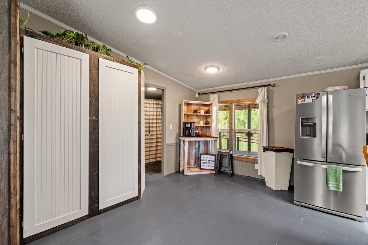 34 Bellanger Rd - Photo 5 of 16