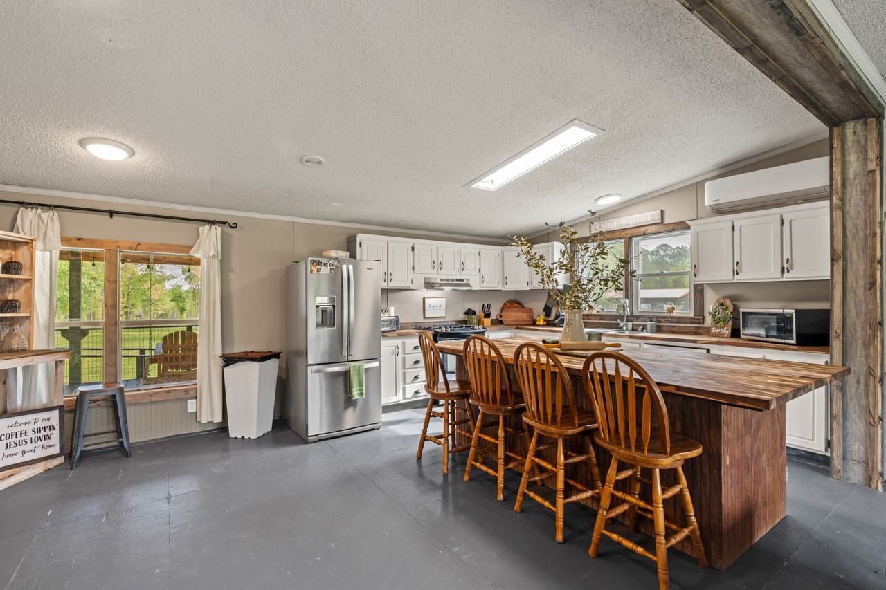 34 Bellanger Rd - Photo 6 of 16