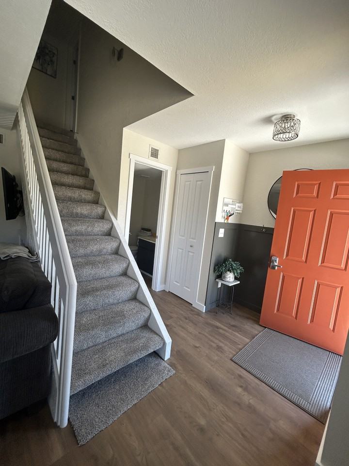 1740 Swanson Ave - Photo 3 of 34