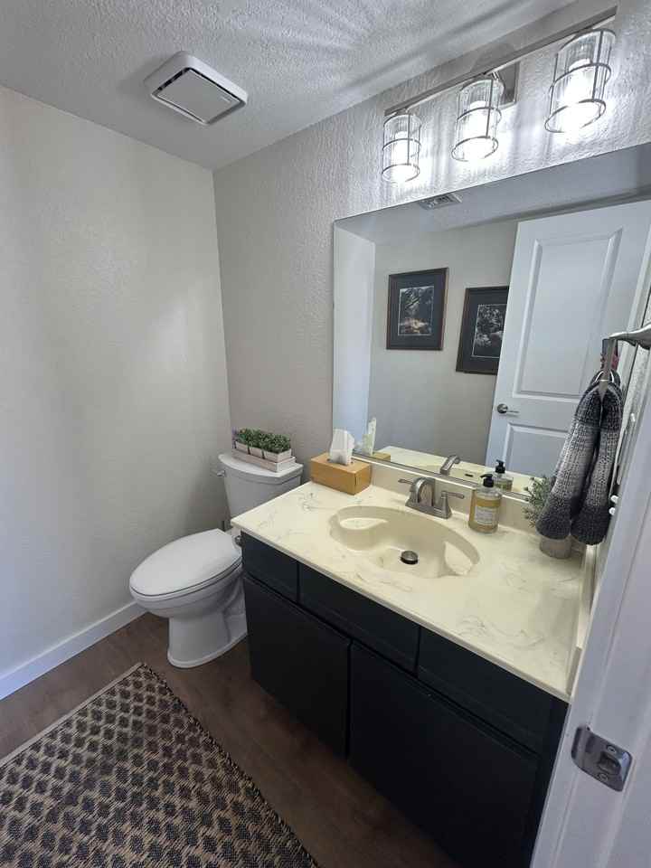 1740 Swanson Ave - Photo 4 of 34