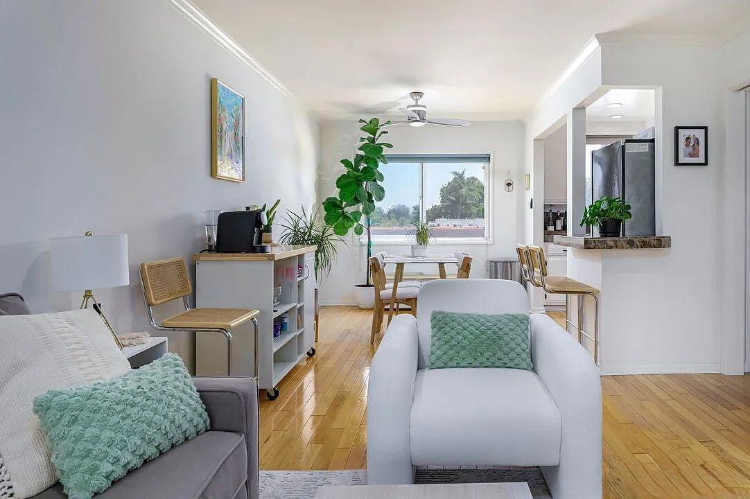 100 Hermosa Ave #3D - Photo 5 of 10