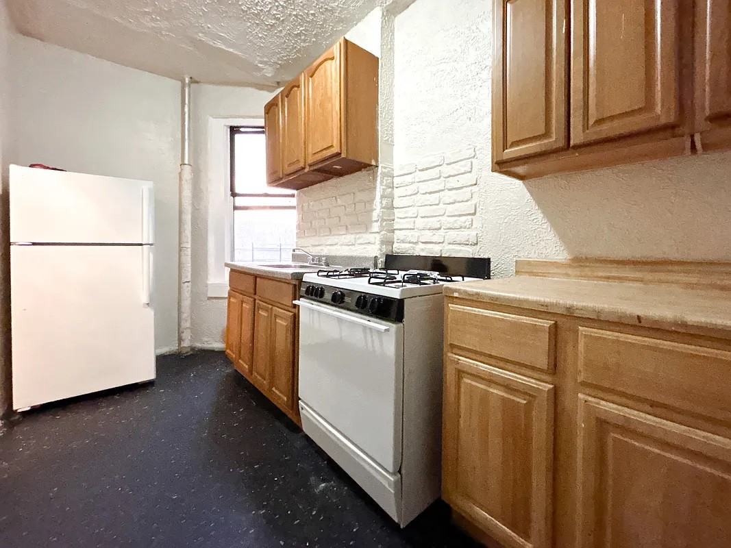 2507 Cruger Ave #ABB - Photo 2 of 3