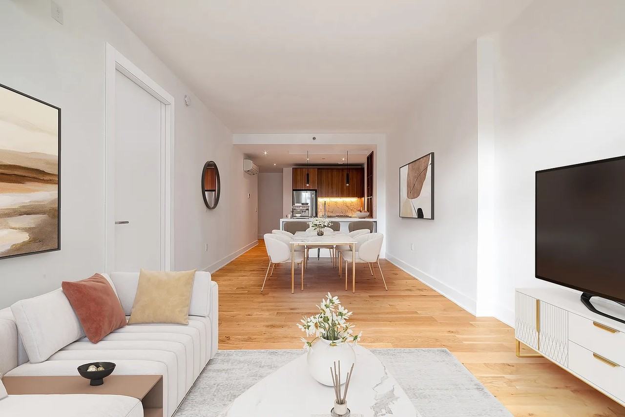 2641 3rd St - Photo 2 of 7