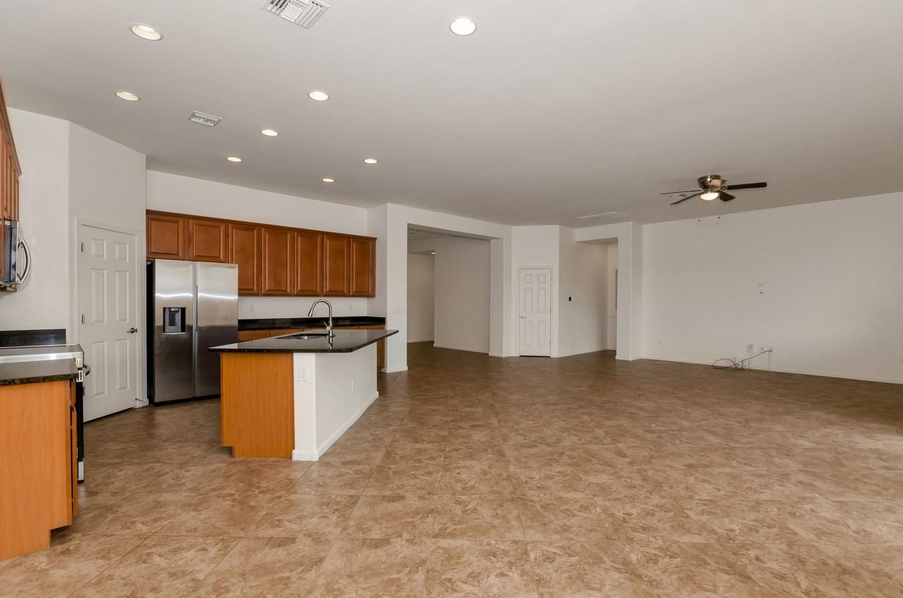 7097 W Fall Haven Way - Photo 6 of 25