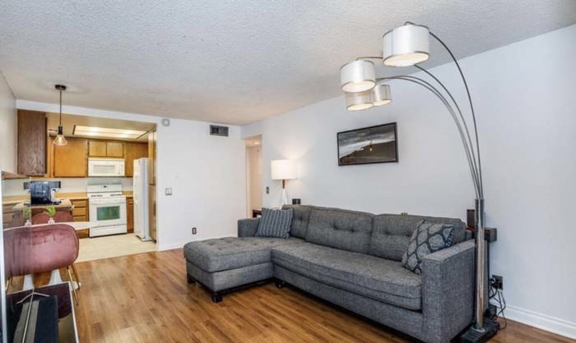 2940 Deacon St #31 - Photo 3 of 16