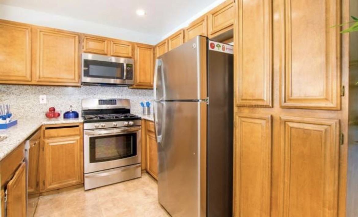 3514 Birchwood Ter #304 - Photo 7 of 16