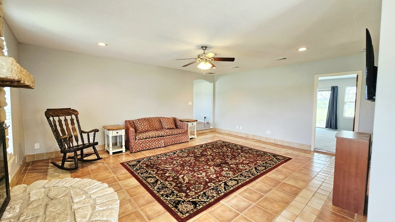 5075 S Fm - Photo 4 of 23