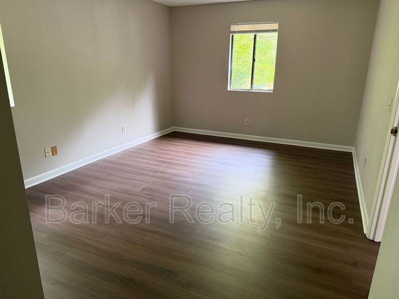 205 E Ransom St #3D - Photo 5 of 9