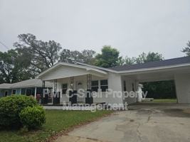 featured image of 3258 Peagler Plaza Rd