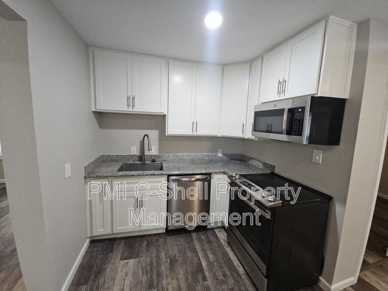 3258 Peagler Plaza Rd - Photo 2 of 20