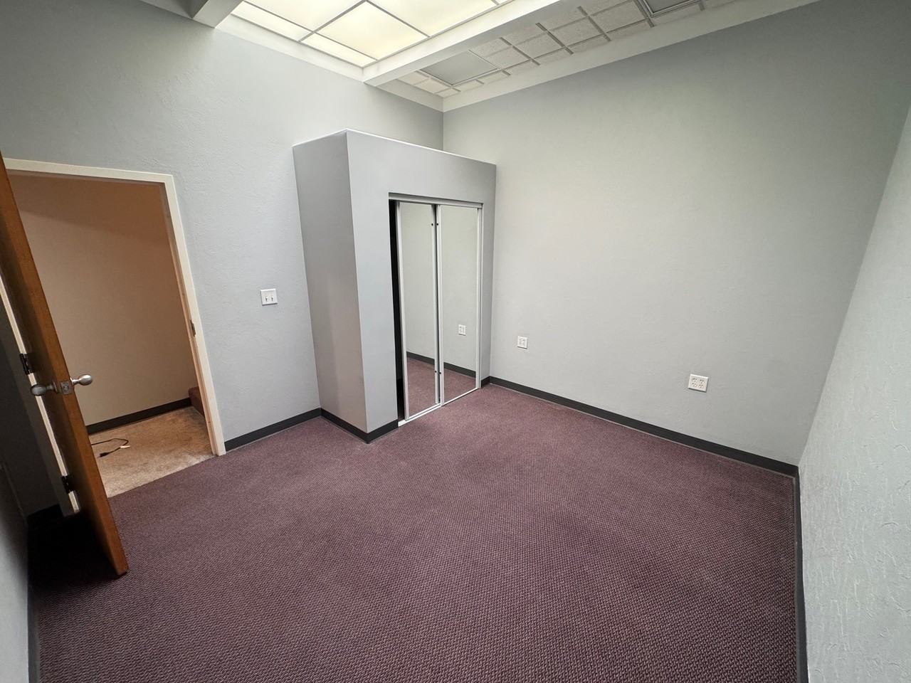 3018 N Laramie Ave #2 - Photo 5 of 9