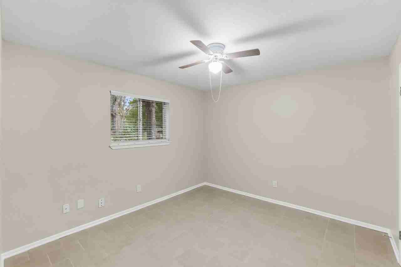808 Denison Ave #5 - Photo 7 of 13