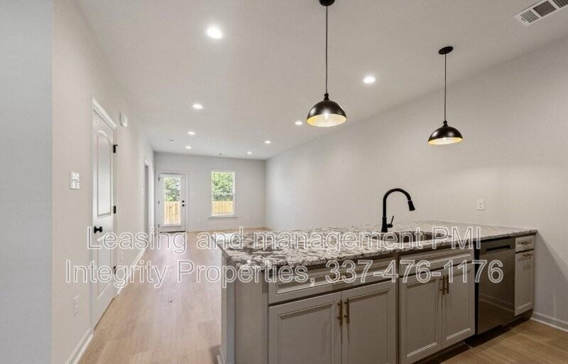 102 Foster Grove Dr - Photo 6 of 20