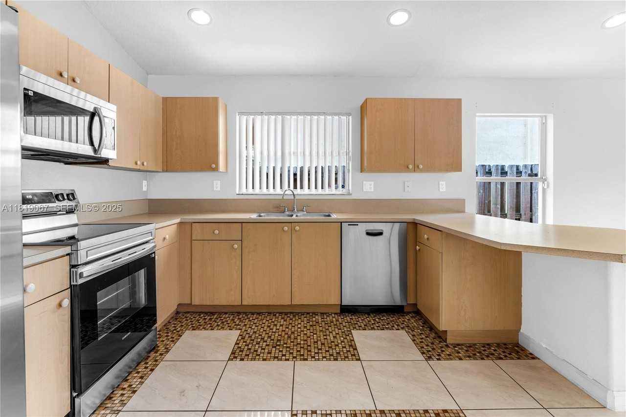 23935 Southwest 108th Place - Photo 2 of 44