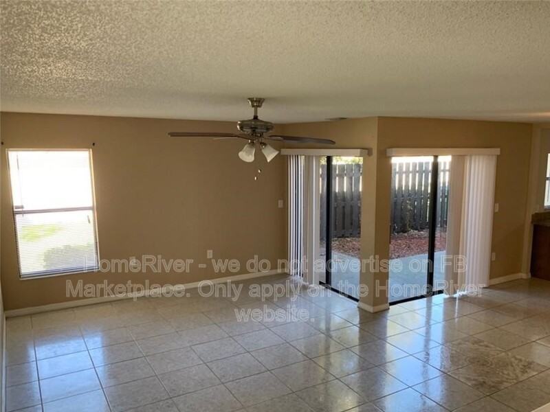 404 Hunter Cir - Photo 4 of 9
