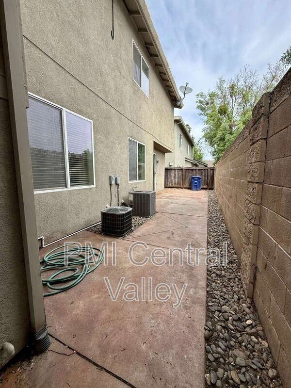 2125 Carson Oak Ct - Photo 3 of 27