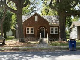 featured image of 2354 N Patterson Ave