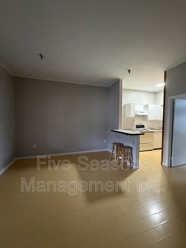 194 North St - Photo 3 of 17