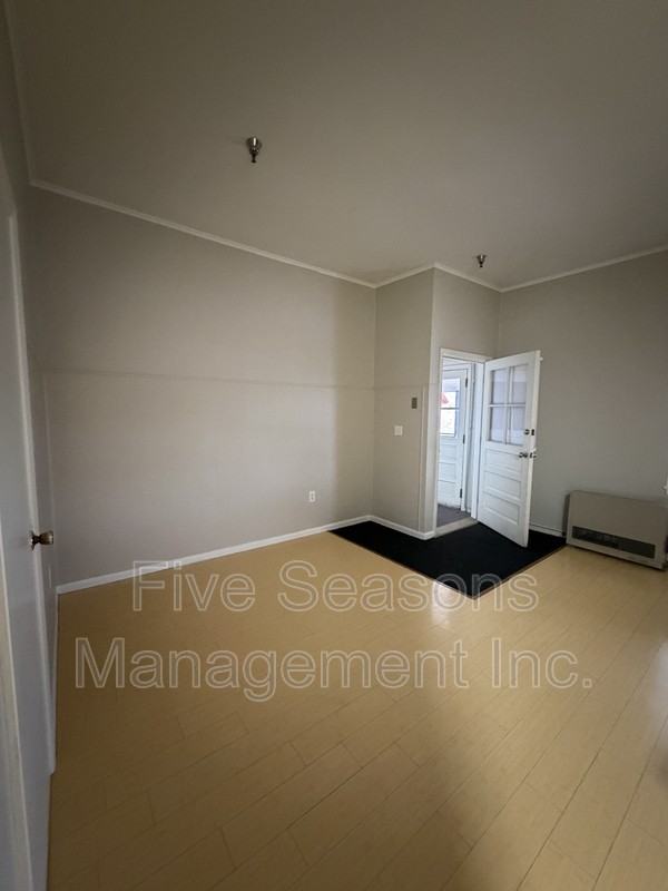 194 North St - Photo 5 of 17