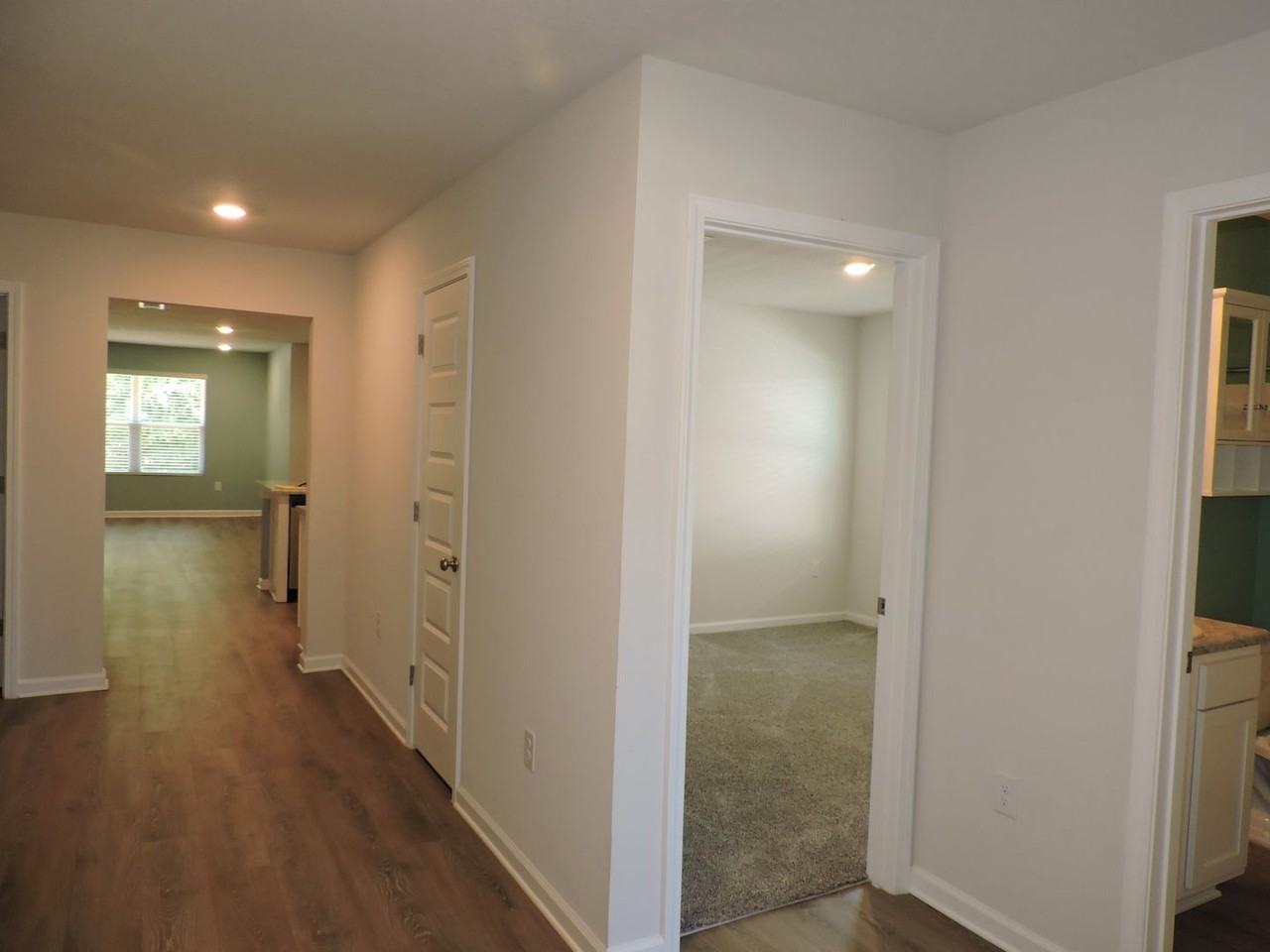 5427 Peach Dr - Photo 3 of 32