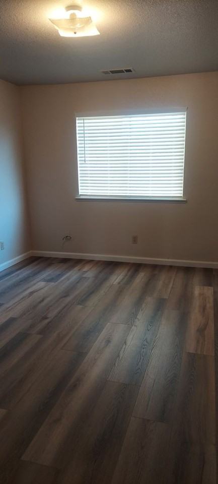 3096 Beverly Ct - Photo 5 of 8