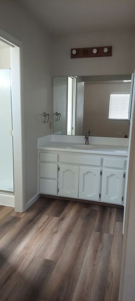 3096 Beverly Ct - Photo 7 of 8