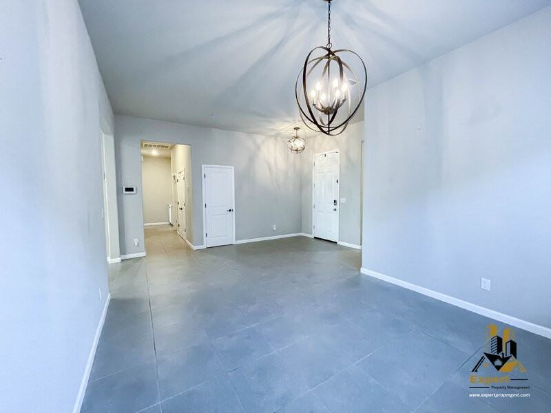 6064 Cohasset Dr - Photo 4 of 18