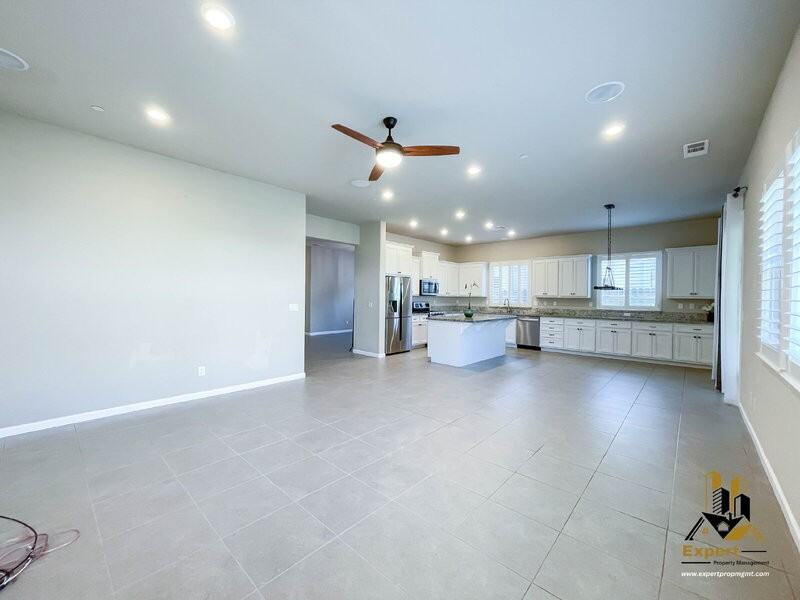 6064 Cohasset Dr - Photo 6 of 18