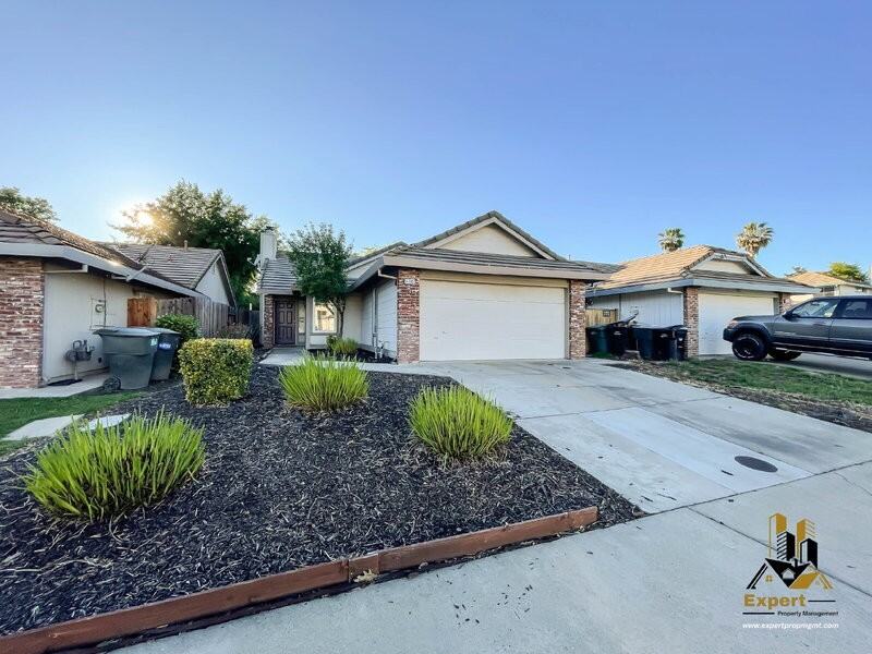 4705 Careo Dr - Photo 2 of 10