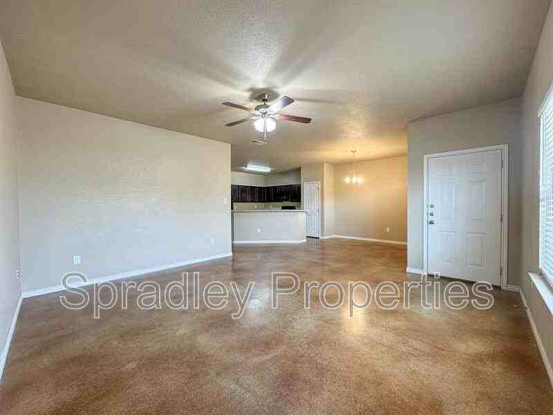 7103A Cameron Park Rd - Photo 2 of 14