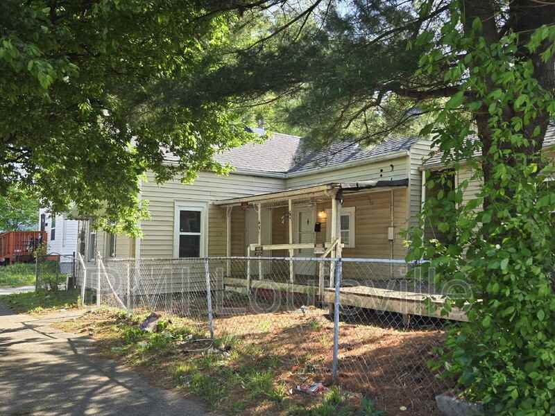 451 N 25th St - Photo 2 of 19