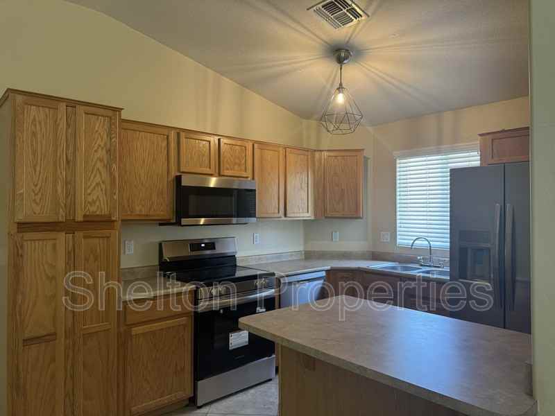 16834 S 23rd St - Photo 4 of 13