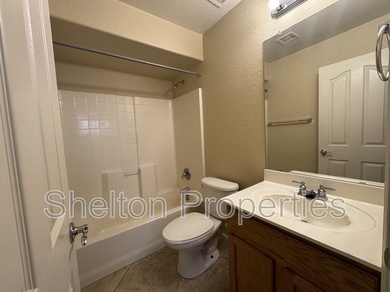 16834 S 23rd St - Photo 6 of 13