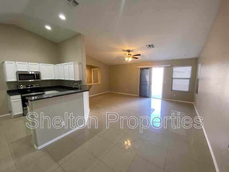 10834 W Wilshire Dr - Photo 6 of 16