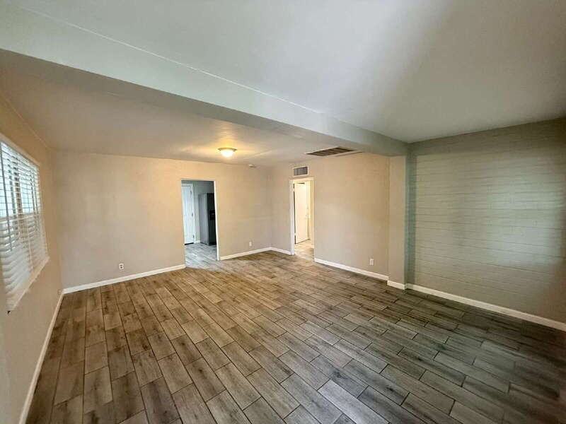 3525 N Fontana Ave #2 - Photo 7 of 18