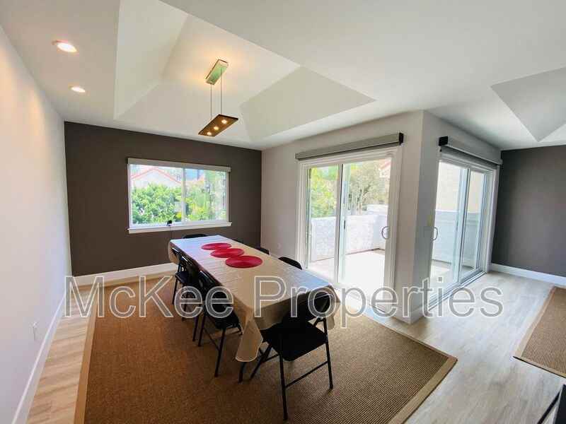 33 Port Royale Rd - Photo 4 of 16