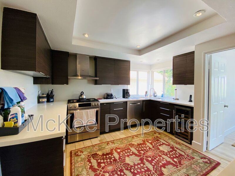 33 Port Royale Rd - Photo 6 of 16