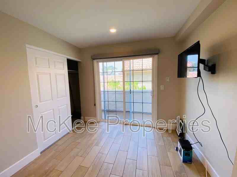 33 Port Royale Rd - Photo 7 of 16