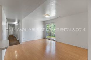 1453 Nw - Photo 1 of 1