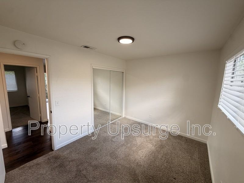 1131 West St - Photo 6 of 10