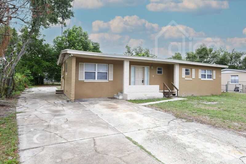 1253 Emeralda Rd - Photo 2 of 27