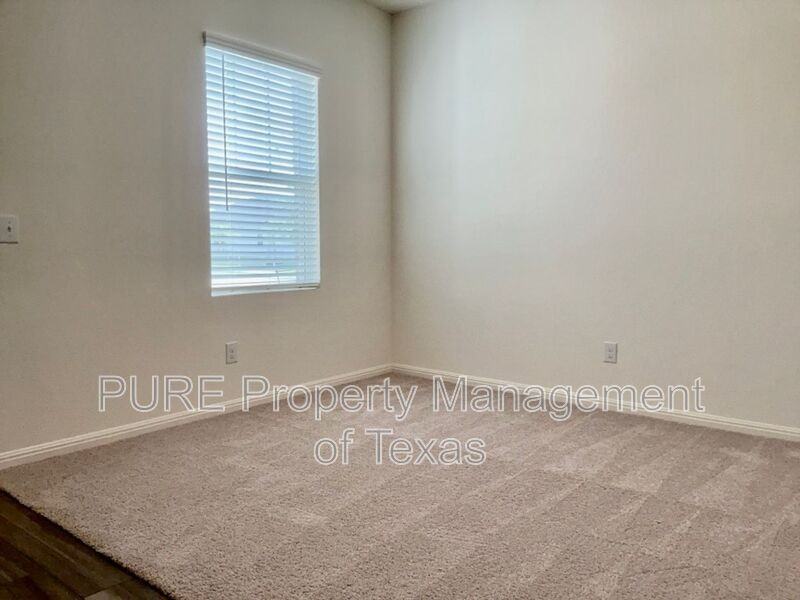 203 Stonebrook Dr - Photo 3 of 28