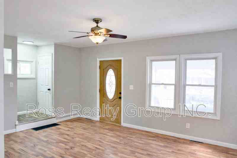 518 Shasta Dr - Photo 3 of 10