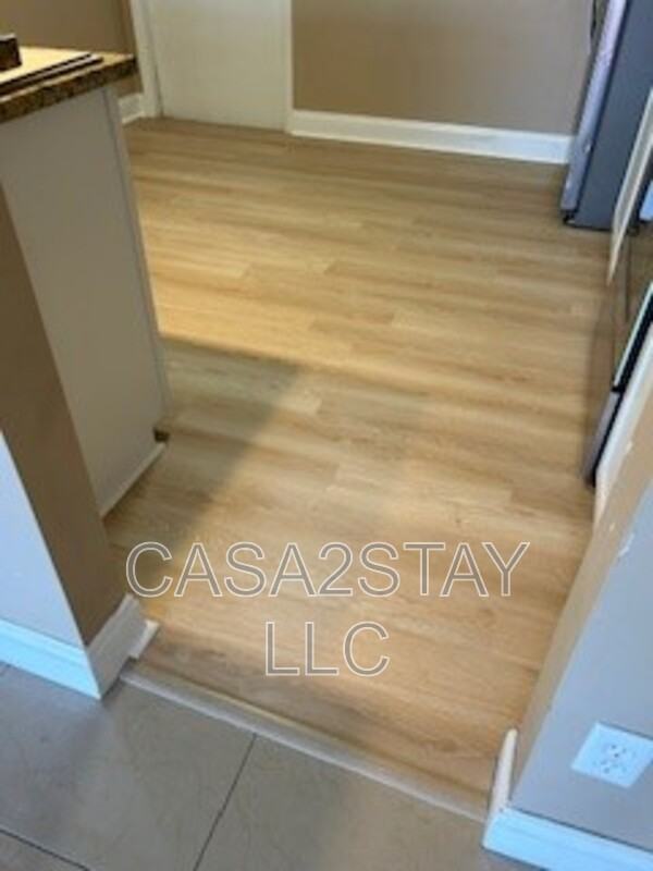 321 Gordon Ave S #321 - Photo 3 of 10