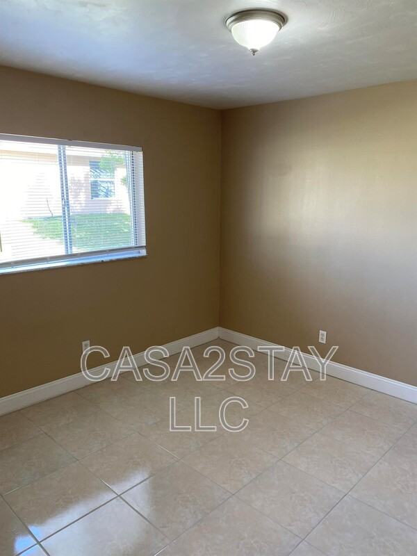 321 Gordon Ave S #321 - Photo 7 of 10