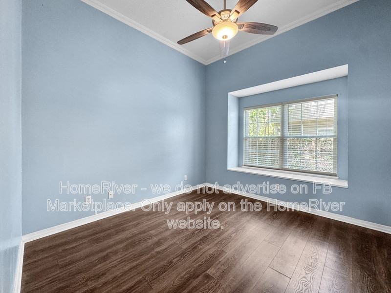 2817 Old Carriage Ln - Photo 6 of 13