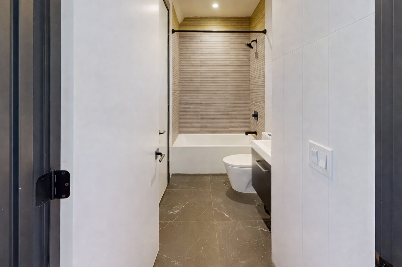 1407 Flatbush Ave #42 - Photo 6 of 10