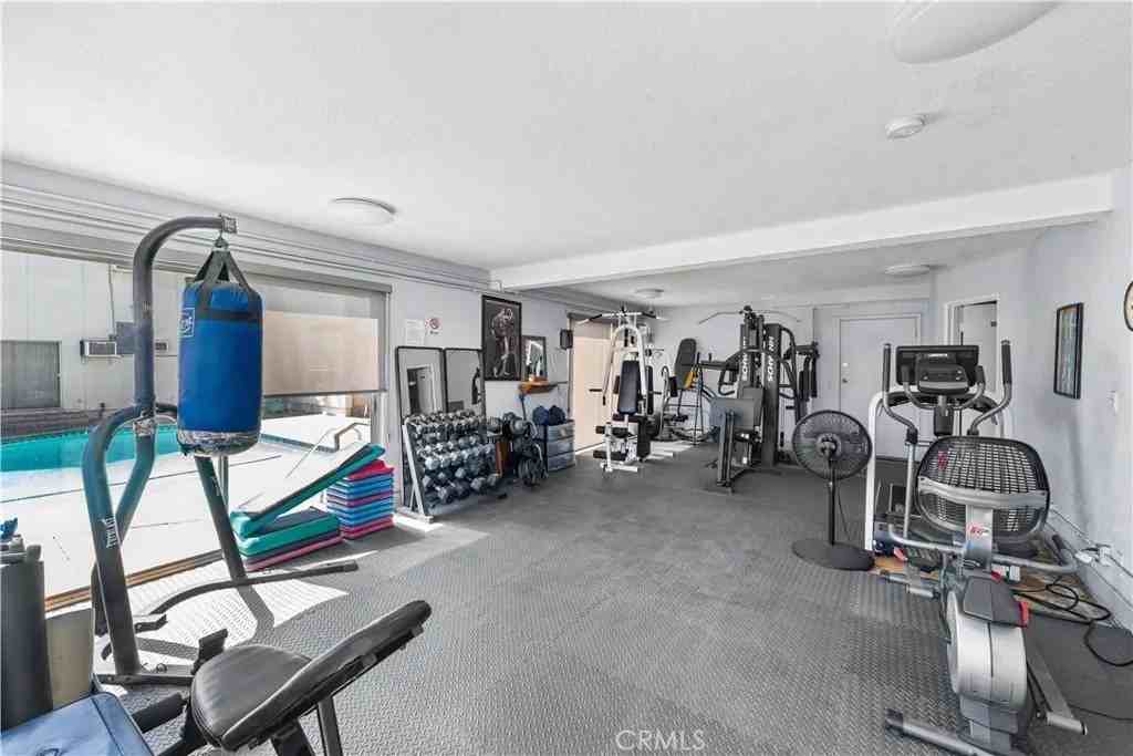 7131 Coldwater Canyon Ave #11 - Photo 2 of 13